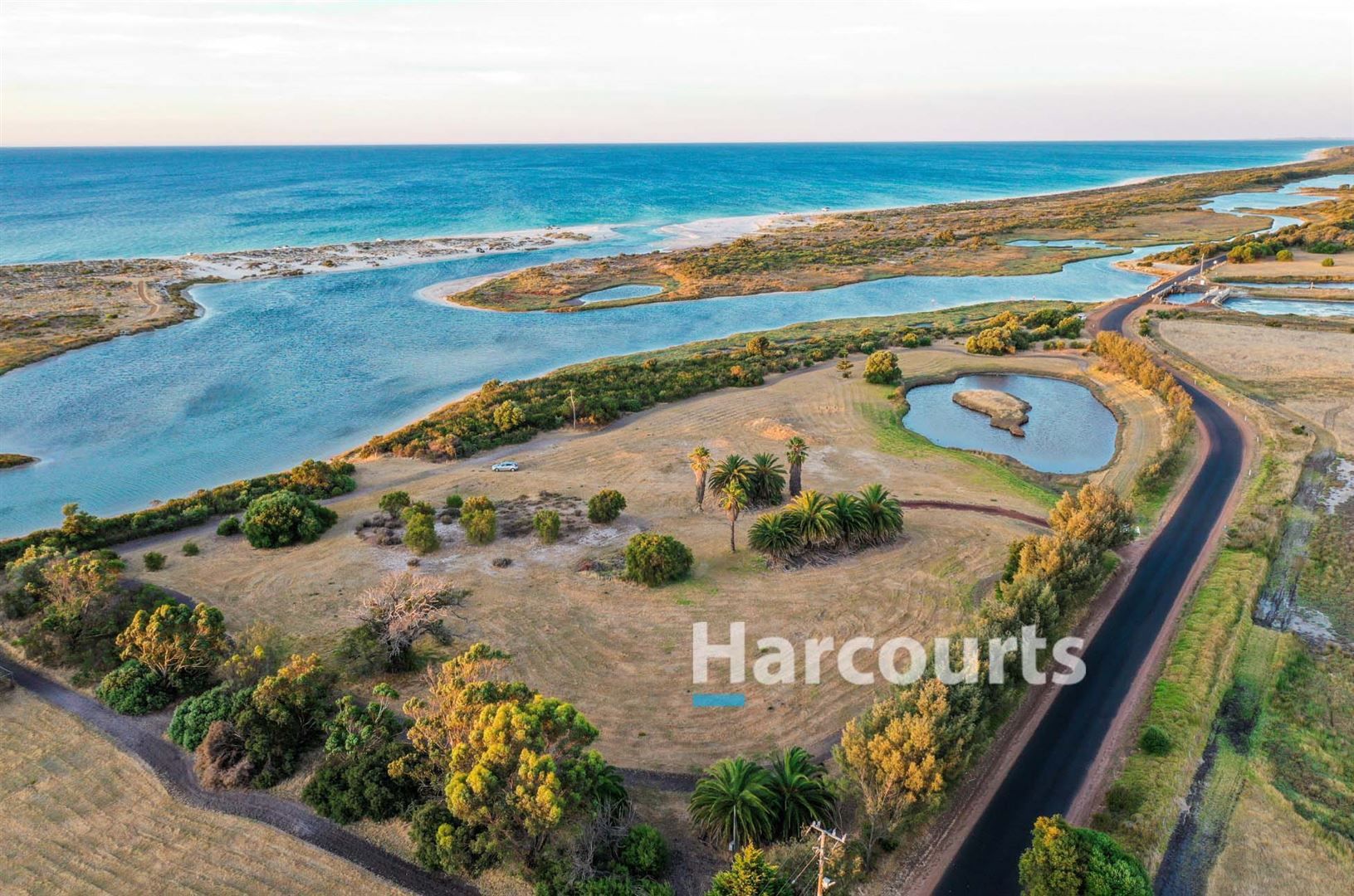 33 Forrest Beach Road, Wonnerup WA 6280, Image 2