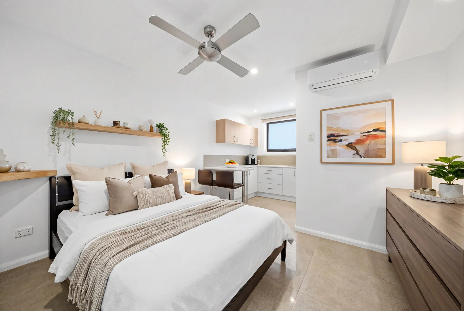 Additional image 14 of 13 Pensacola Court, Broadbeach Waters QLD 4218