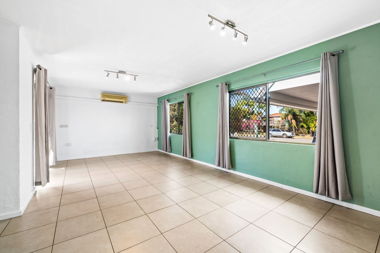 1/234 Broadwater Avenue West, Maroochydore QLD 4558, Image 1