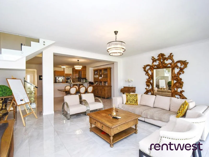 Additional image 5 of 8 Haig Park Circle, East Perth WA 6004