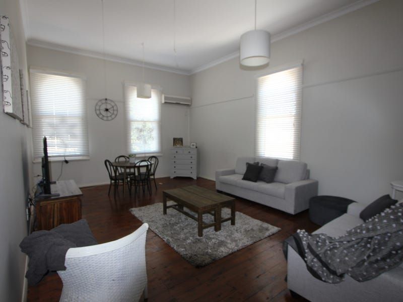 2 bedrooms Apartment / Unit / Flat in 164 East Street NARRANDERA NSW, 2700