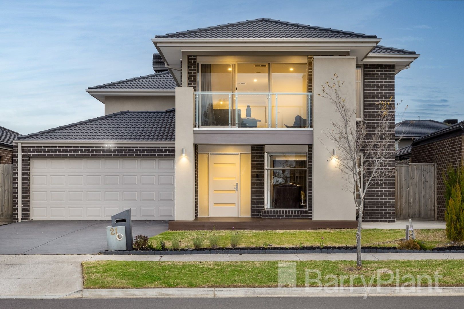 5 bedrooms House in 21 Horatio Street POINT COOK VIC, 3030