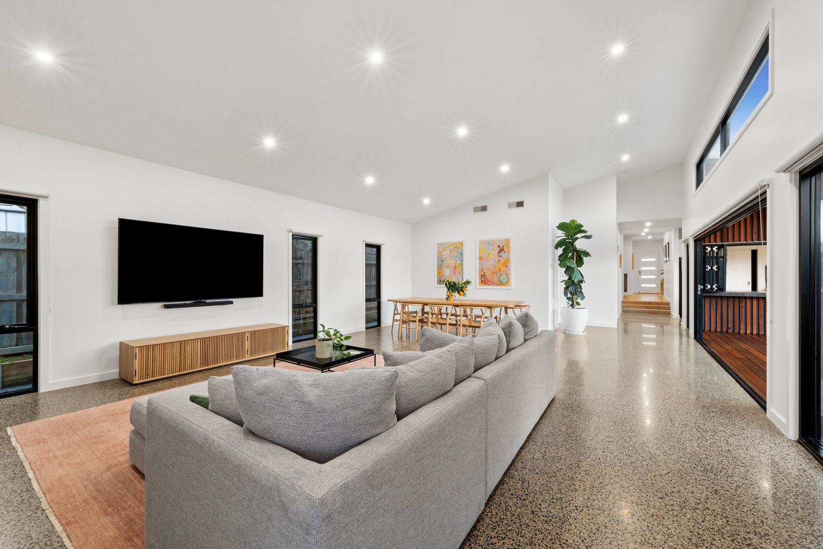 5 Chaucer Street, Hamlyn Heights VIC 3215 House For Rent 620 Domain