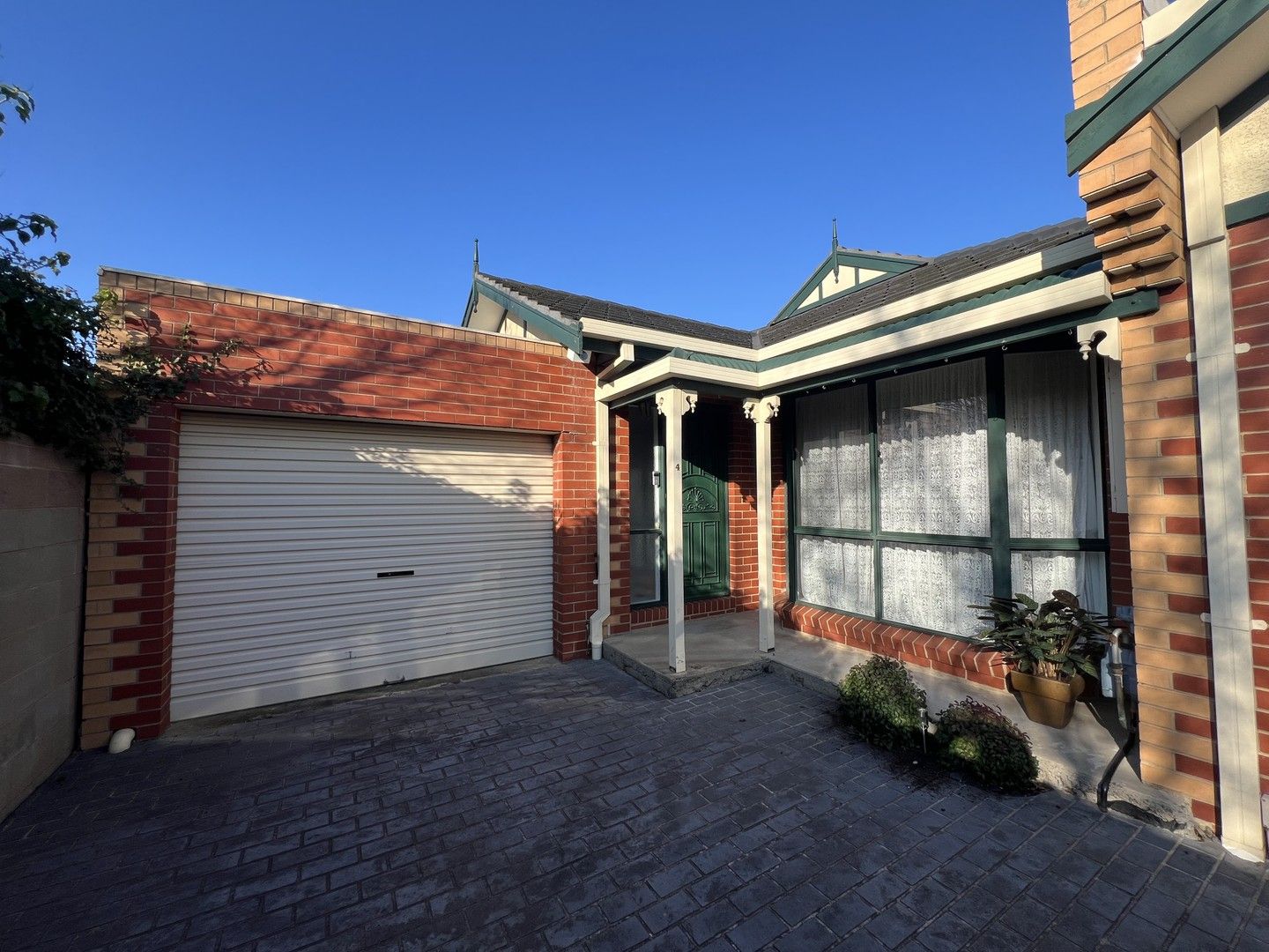 2 bedrooms House in 4/39 Gladstone Parade GLENROY VIC, 3046