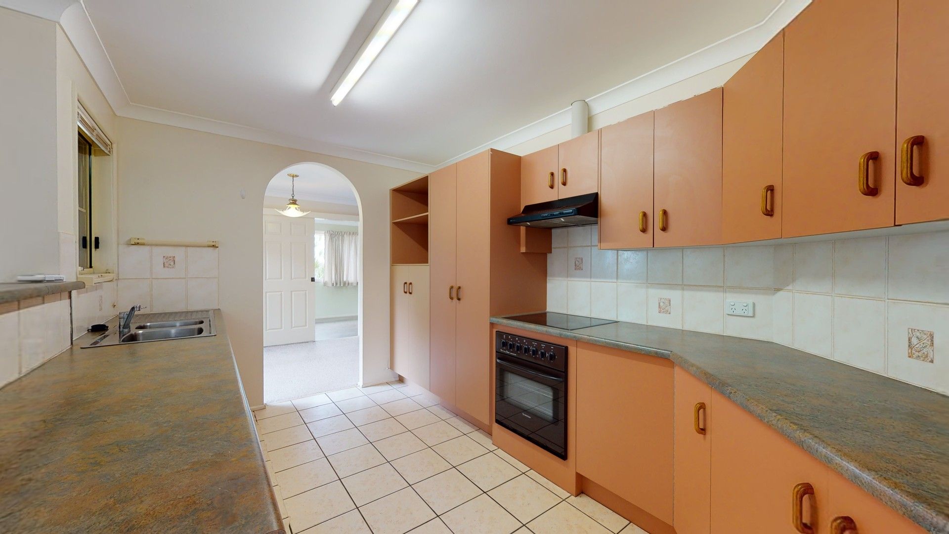 3 bedrooms House in 2 Rosewood Drive NORMAN GARDENS QLD, 4701