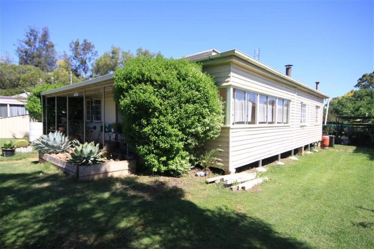 35 Haly Street, Kingaroy QLD 4610, Image 2