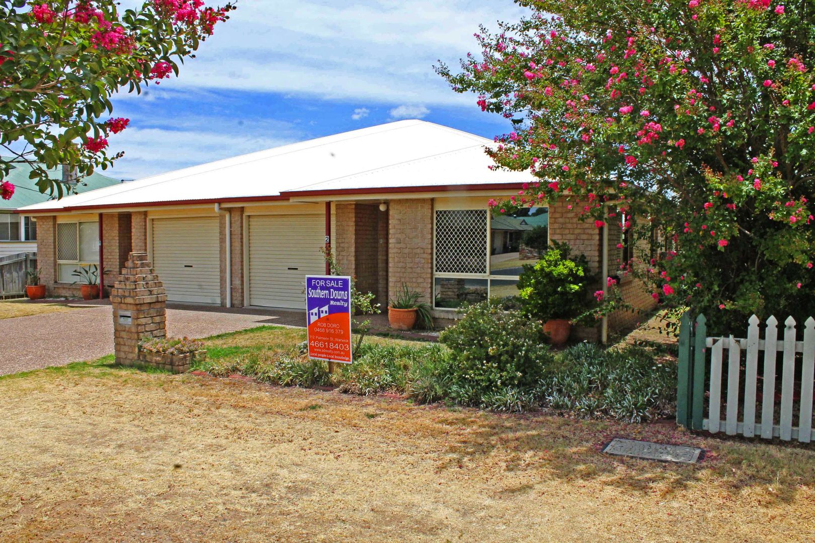 Unit 2/141 Grafton St, Warwick QLD 4370, Image 2