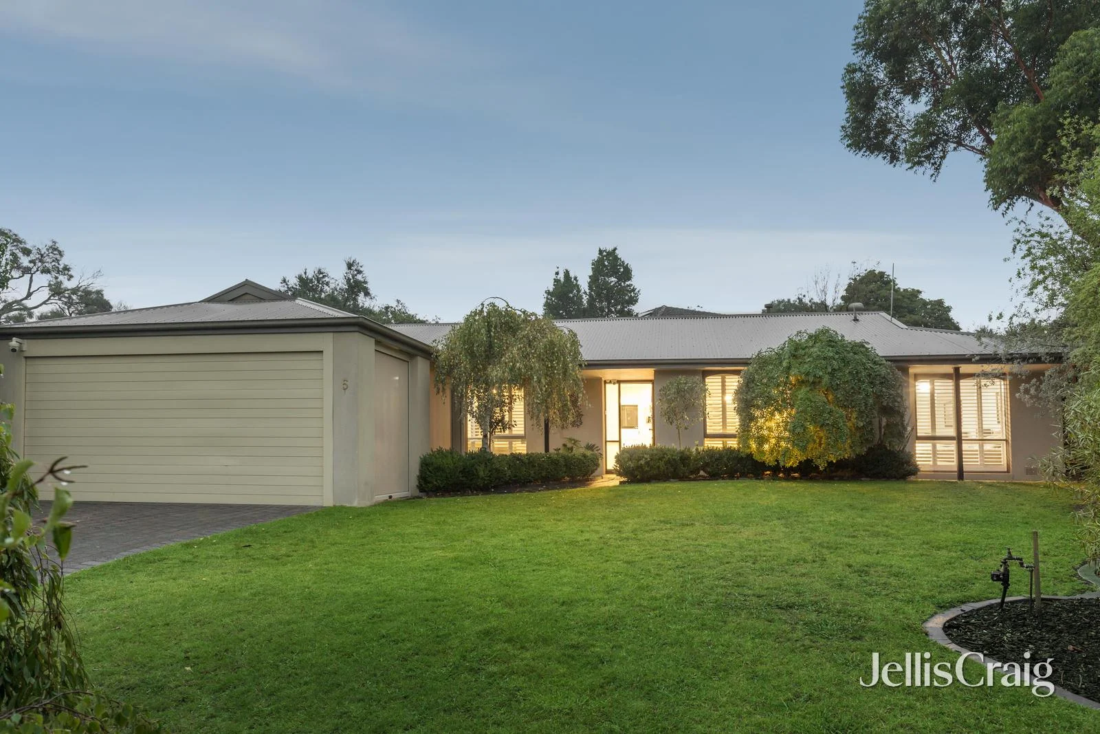 5 Beech Court, Greensborough VIC 3088