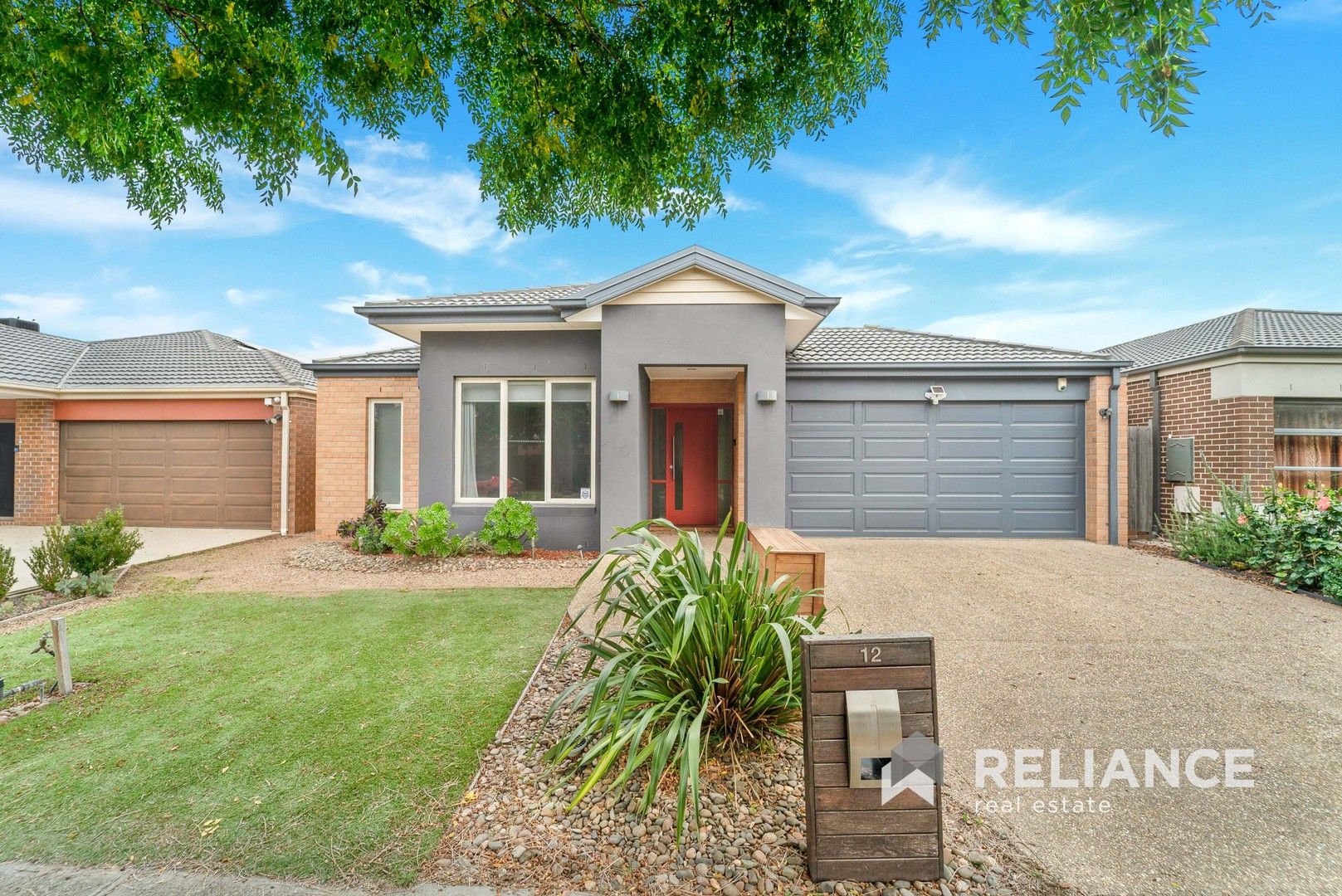 4 bedrooms House in 12 Tiarella Street POINT COOK VIC, 3030