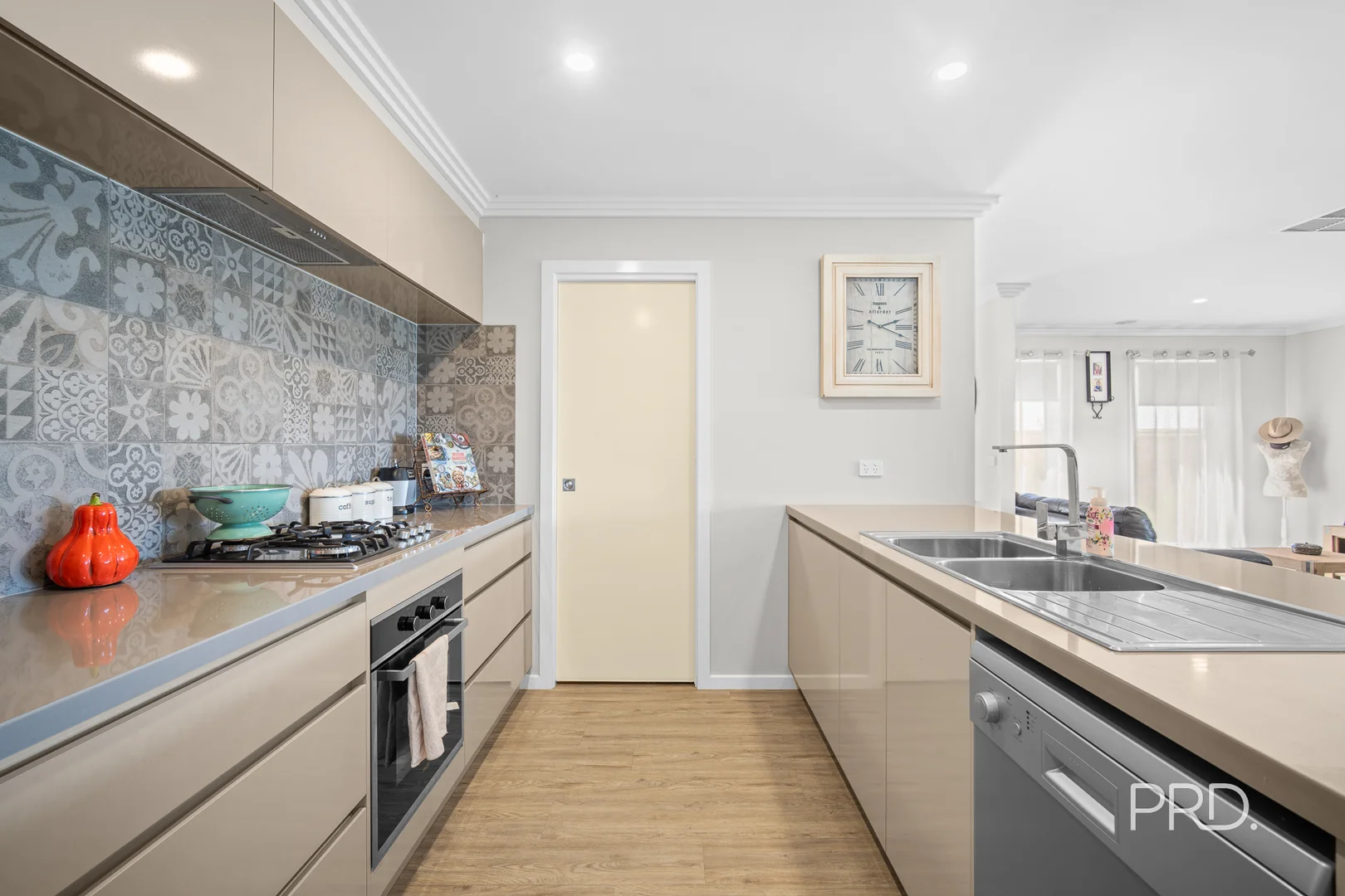 Additional image 6 of Lloyd NSW 2650