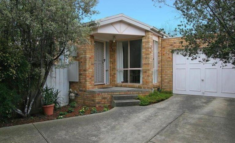 3 bedrooms Apartment / Unit / Flat in 3/12 Bardia Street RINGWOOD VIC, 3134