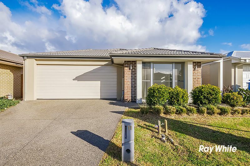 11 Bremer Street, Clyde North VIC 3978, Image 0