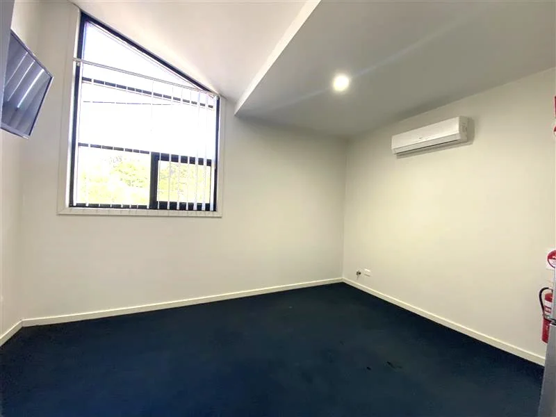 Additional image 3 of 1/246 Moorefields Rd, Beverly Hills NSW 2209