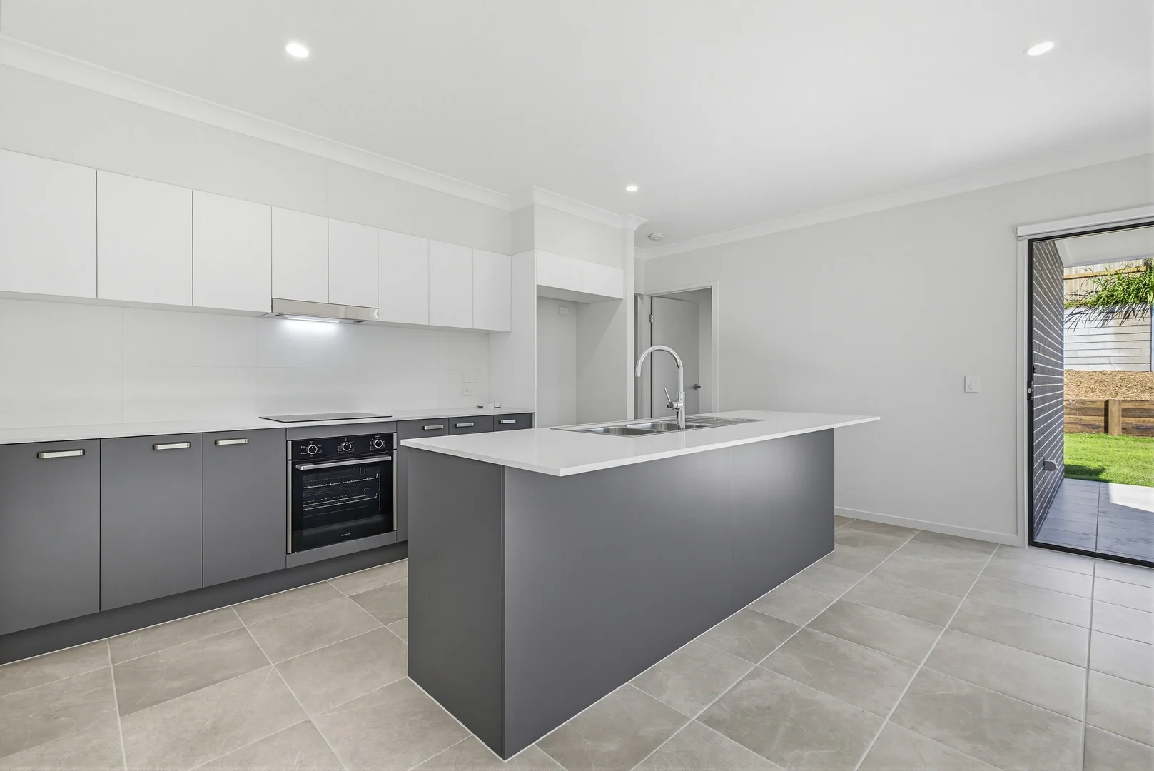 Additional image 2 of 14 Cambridge Pl, Burnside QLD 4560