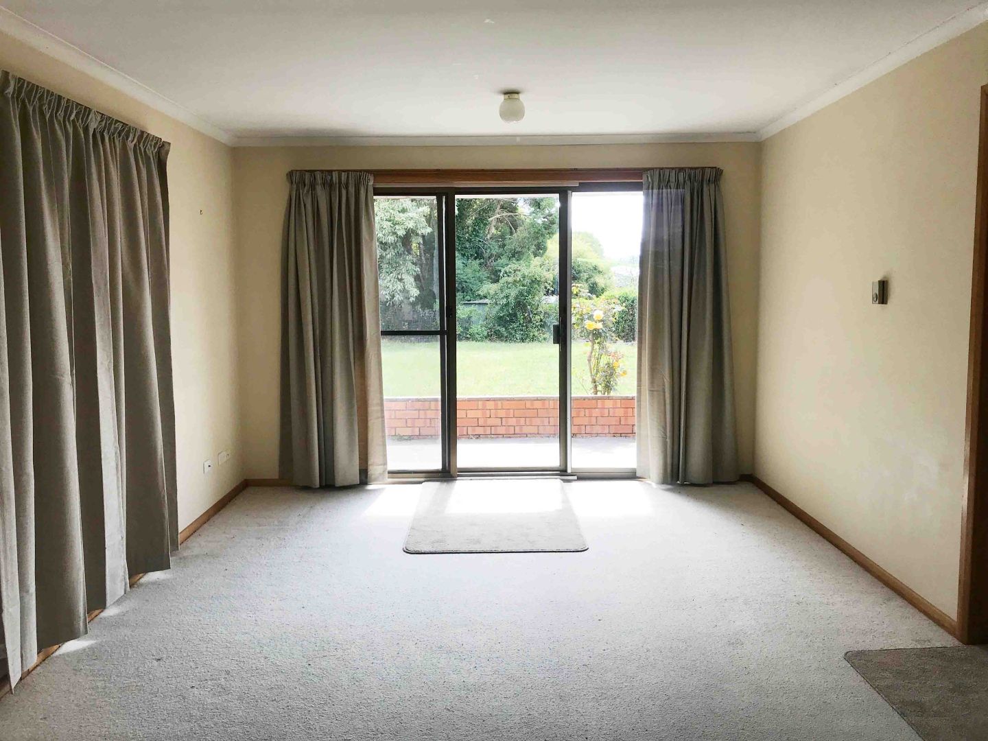 12 Nubeena Crescent, Taroona TAS 7053 House For Rent 500 Domain