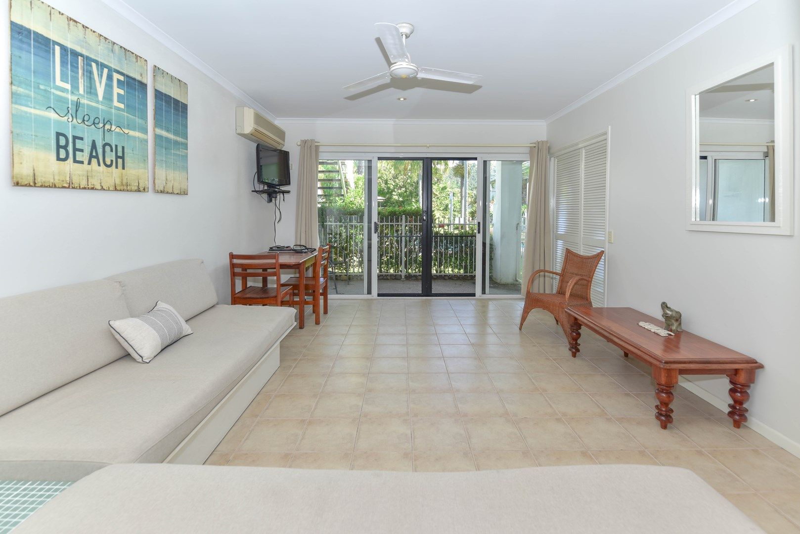 15/2 Erromango Drive, Jubilee Pocket QLD 4802, Image 2