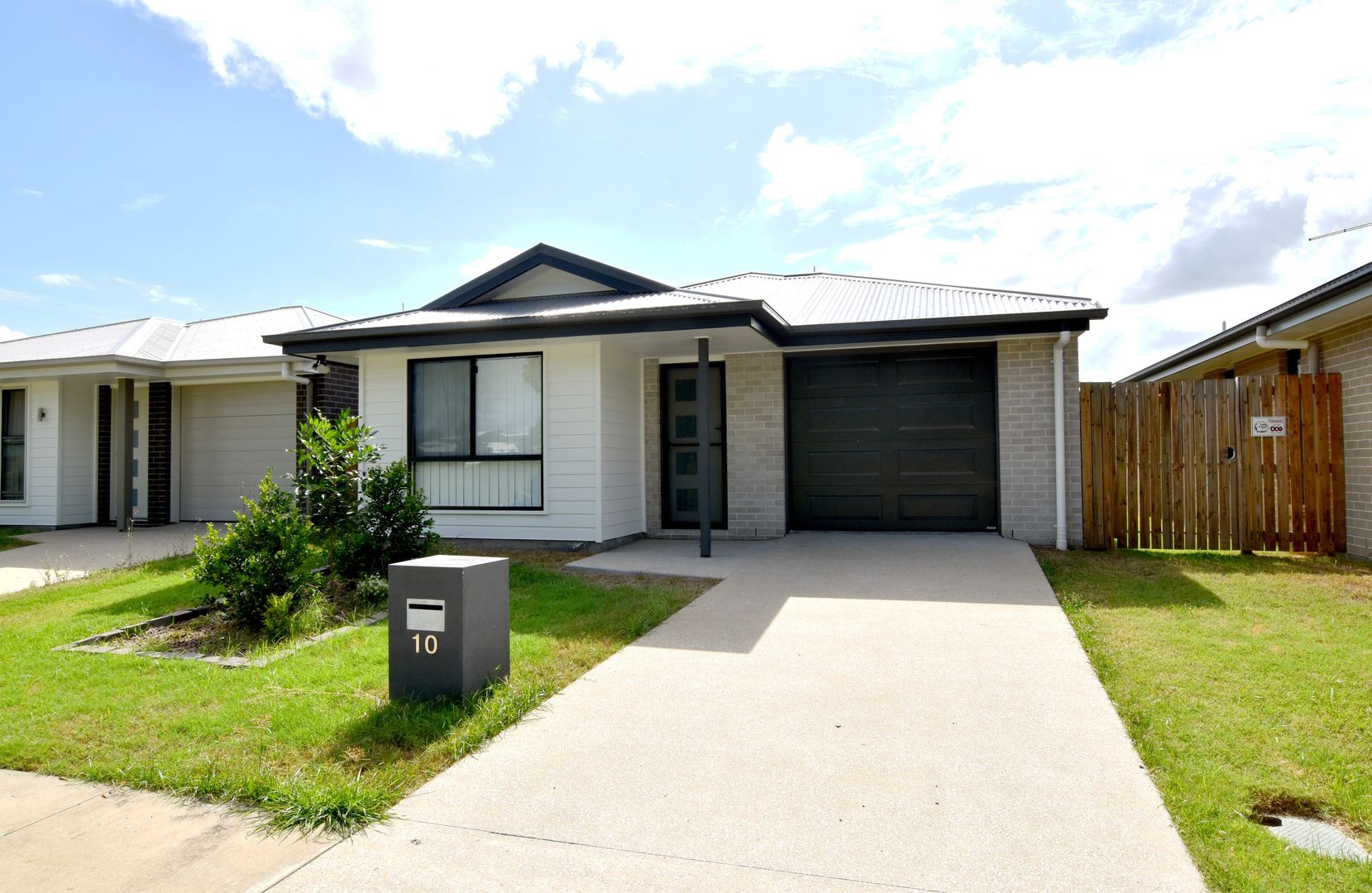 10 Powell Close, New Auckland QLD 4680, Image 1