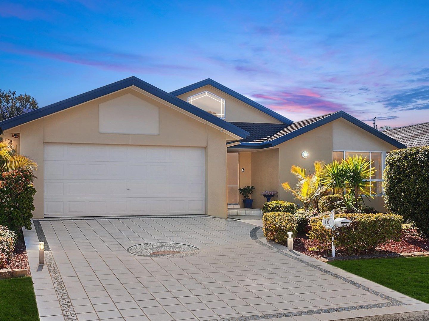 10 Mercator Close, Lake Munmorah NSW 2259, Image 0