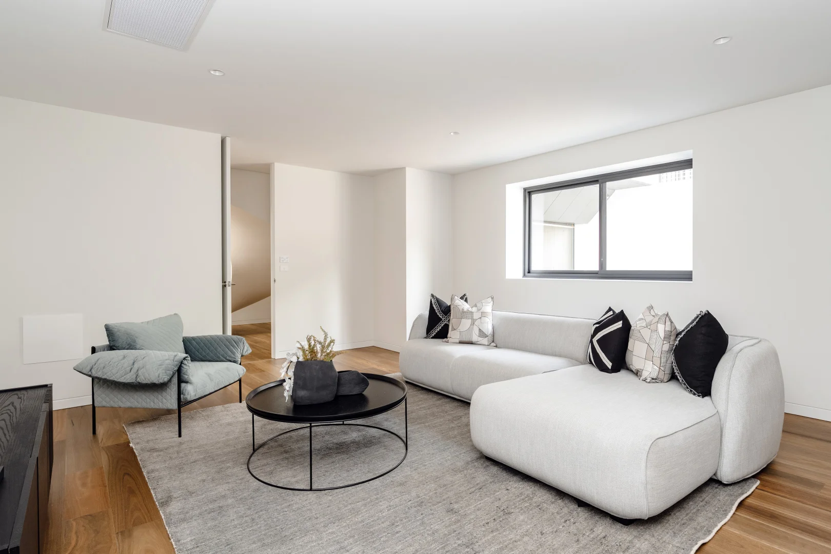 Additional image 15 of 71A National Circuit, Deakin ACT 2600