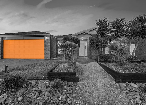 30 Pilgrim Drive, Hillside VIC 3037