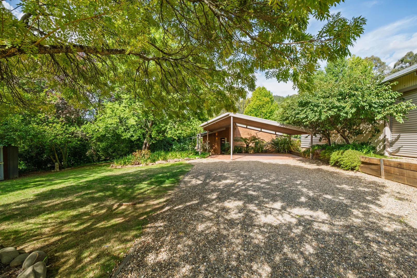 Additional image 22 of 2 Houghs Lane, Bright VIC 3741