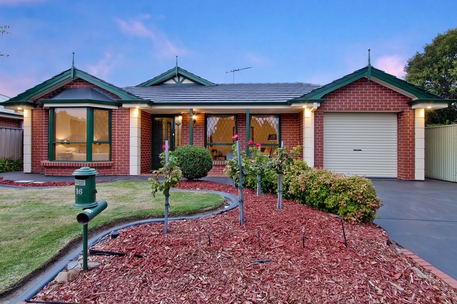 16 Castlebar Road, Lockley Property History & Address Research Domain