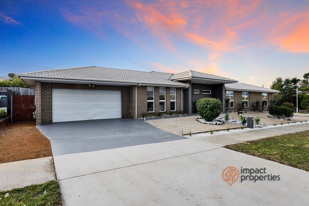 3 Chipp Street, Coombs ACT 2611, Image 2