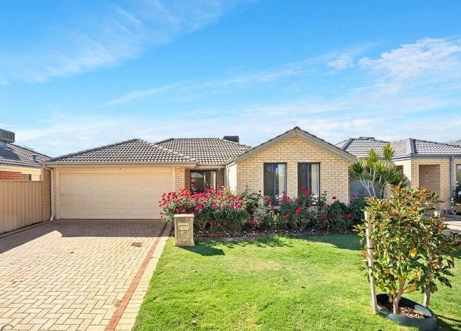 3 bedrooms House in 106 Amherst Road CANNING VALE WA, 6155