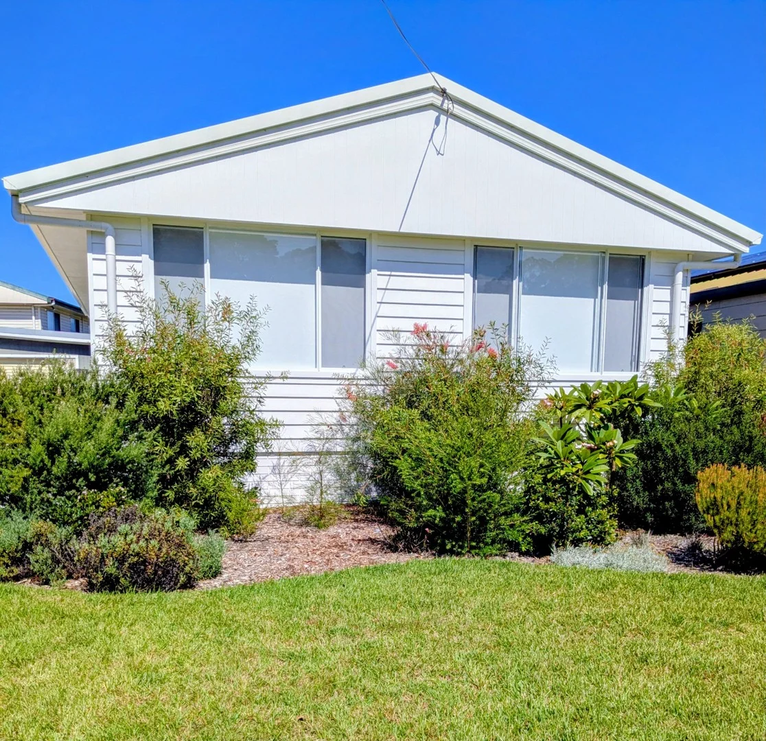 68 Wallaroy Drive, Burrill Lake NSW 2539