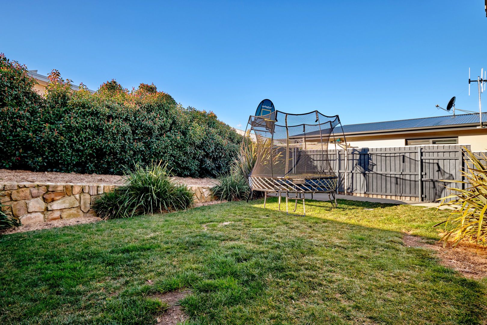 18 Keith Waller Rise, Casey ACT 2913, Image 2