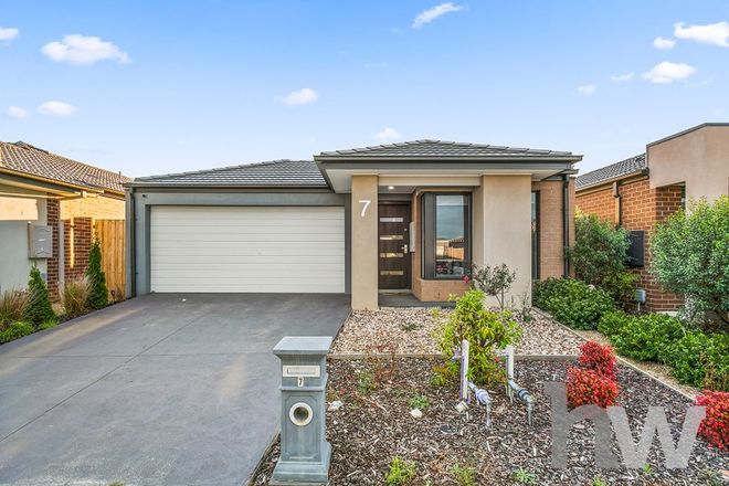 Picture of 7 Myna Way, ARMSTRONG CREEK VIC 3217