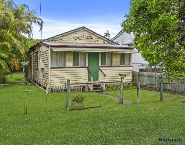 21 Outram Street, Lota QLD 4179