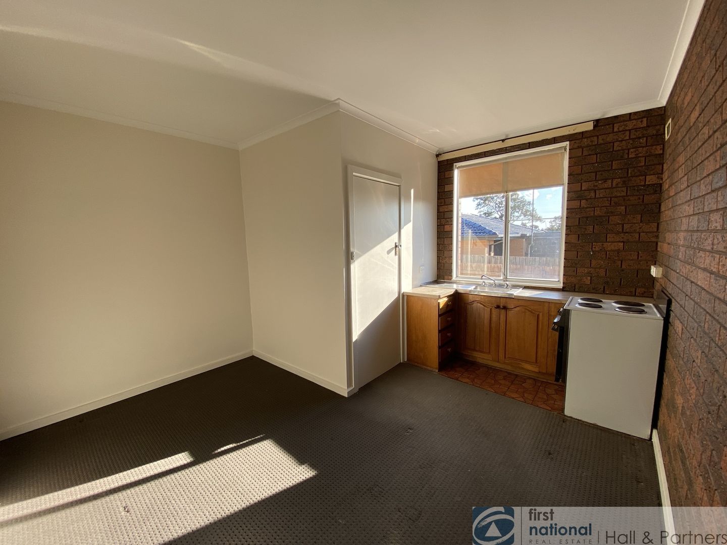 8A Stevenson Avenue, Dandenong North VIC 3175, Image 2