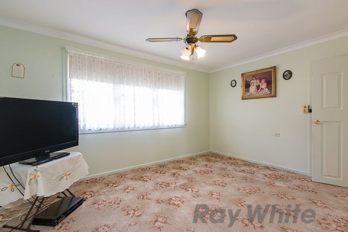 5 Pine Place, Gateshead NSW 2290, Image 1