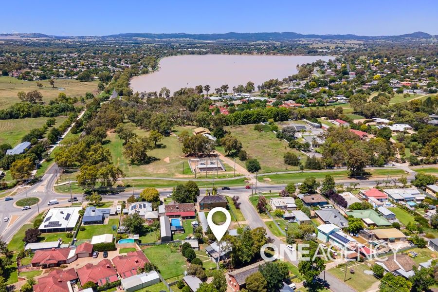 19 COCHRANE STREET, Kooringal NSW 2650, Image 2