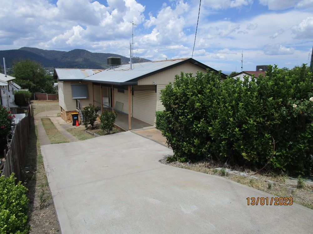 104 Crown Street, Tamworth NSW 2340 House For Rent Domain