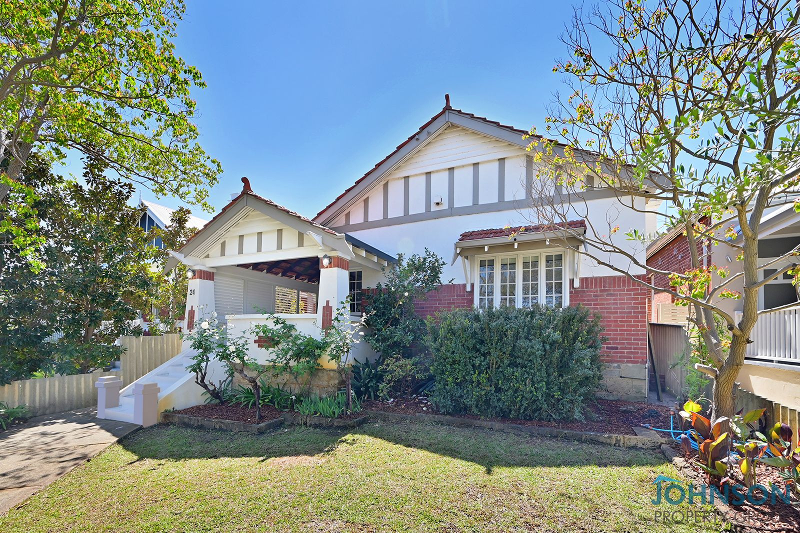 4 bedrooms House in 24 Pakenham Street MOUNT LAWLEY WA, 6050