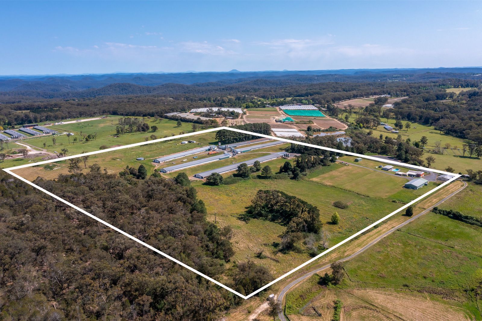 5 bedrooms Rural in 66 Lombardy Road MANGROVE MOUNTAIN NSW, 2250