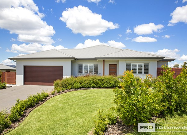 11 Galloway Place, Calala NSW 2340