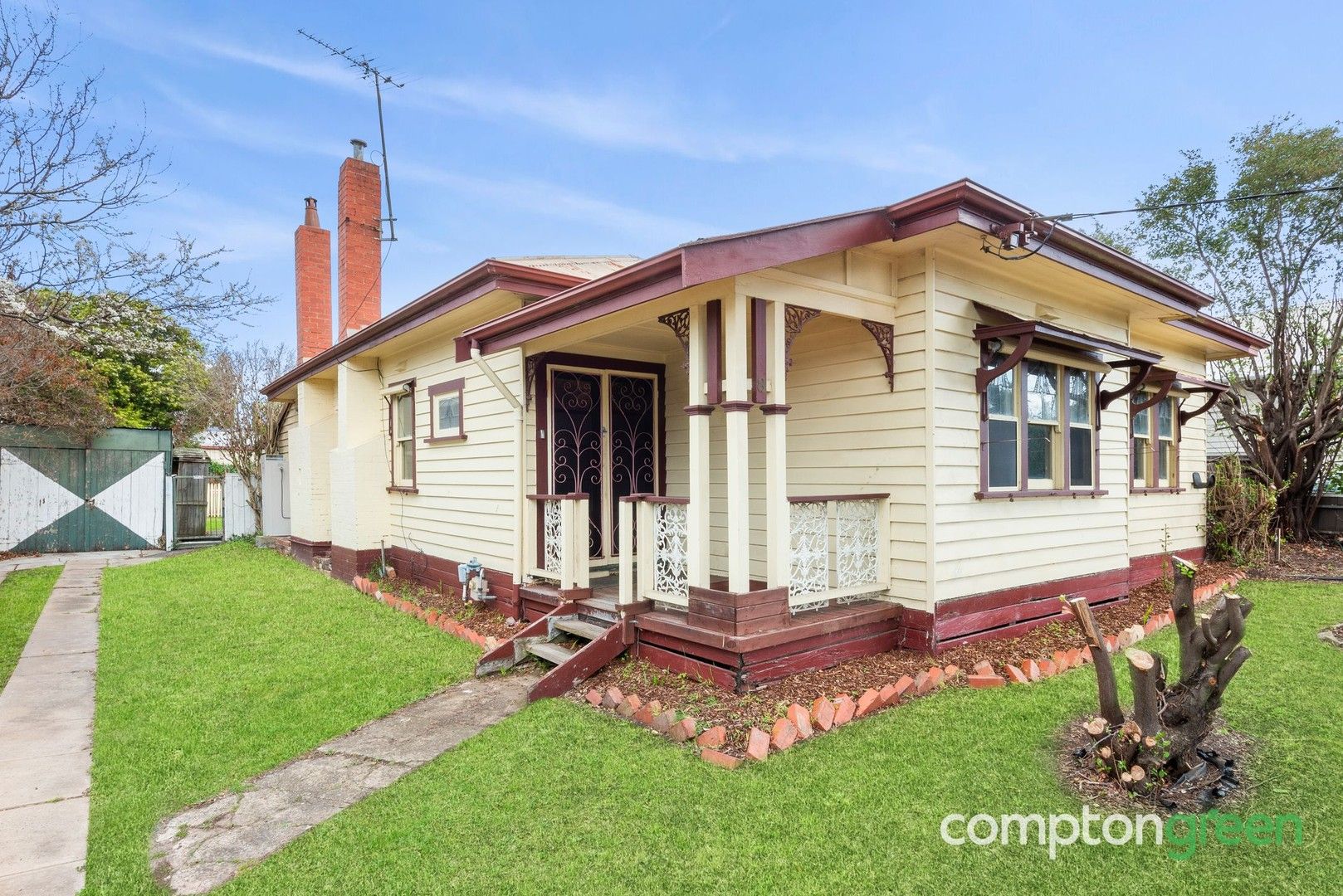 3 bedrooms House in 8 Logan Street HAMLYN HEIGHTS VIC, 3215