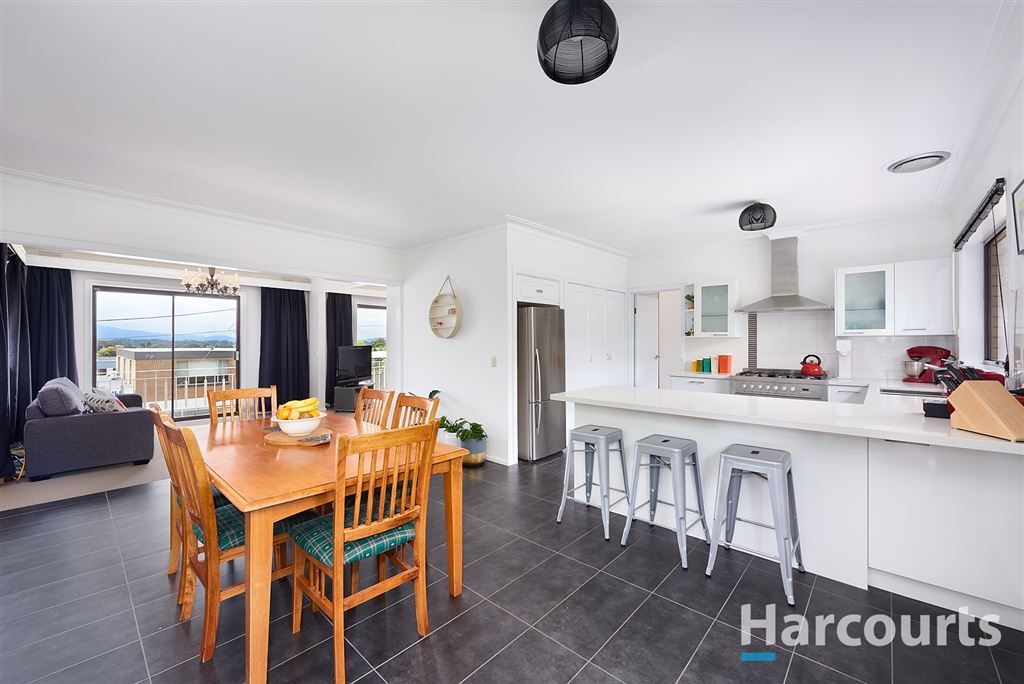 4 Weeden Drive, Vermont South VIC 3133, Image 1