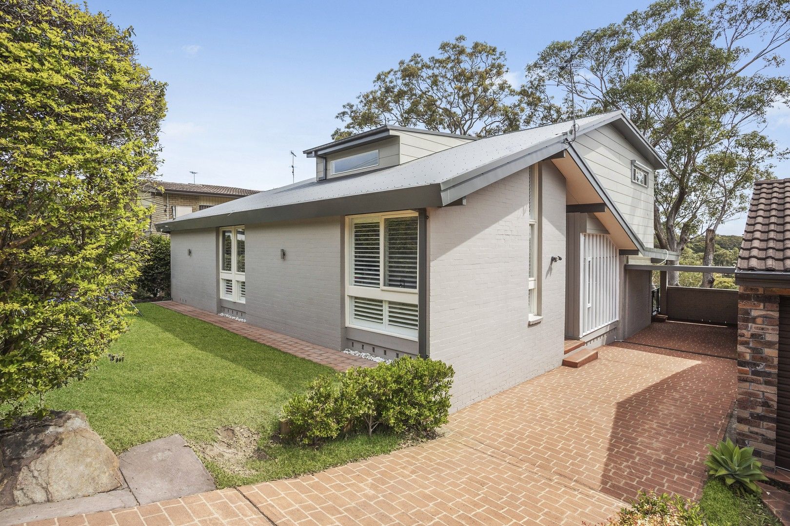 8 Lincoln Crescent, Bonnet Bay NSW 2226, Image 2