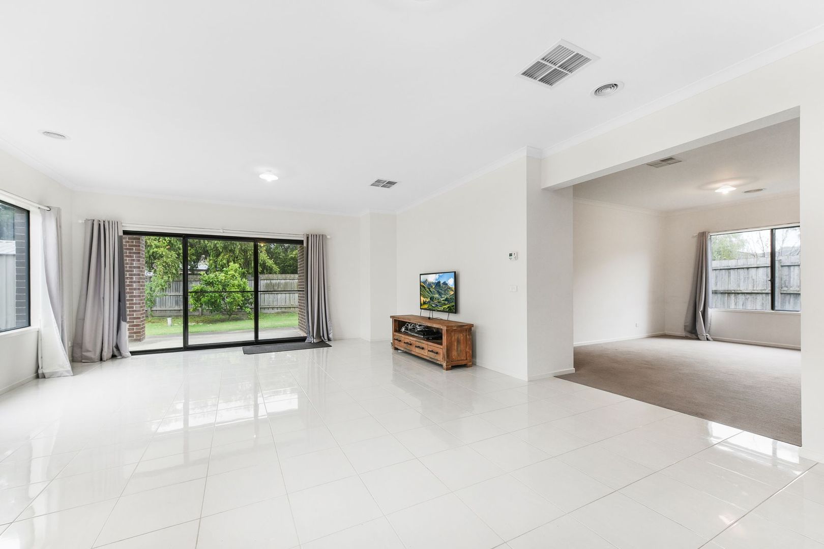 9 Darvel Court, Endeavour Hills VIC 3802 House For Rent 650 Domain