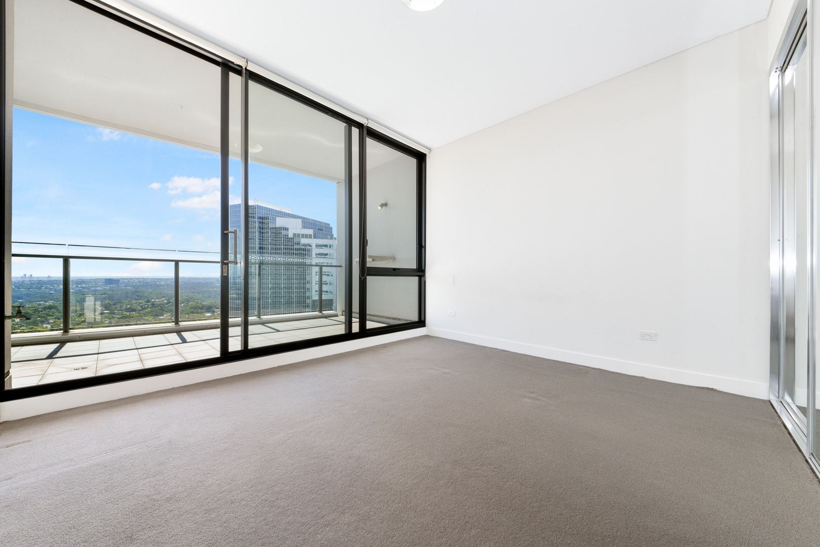 2405/7 Railway St, Chatswood NSW 2067, Image 2