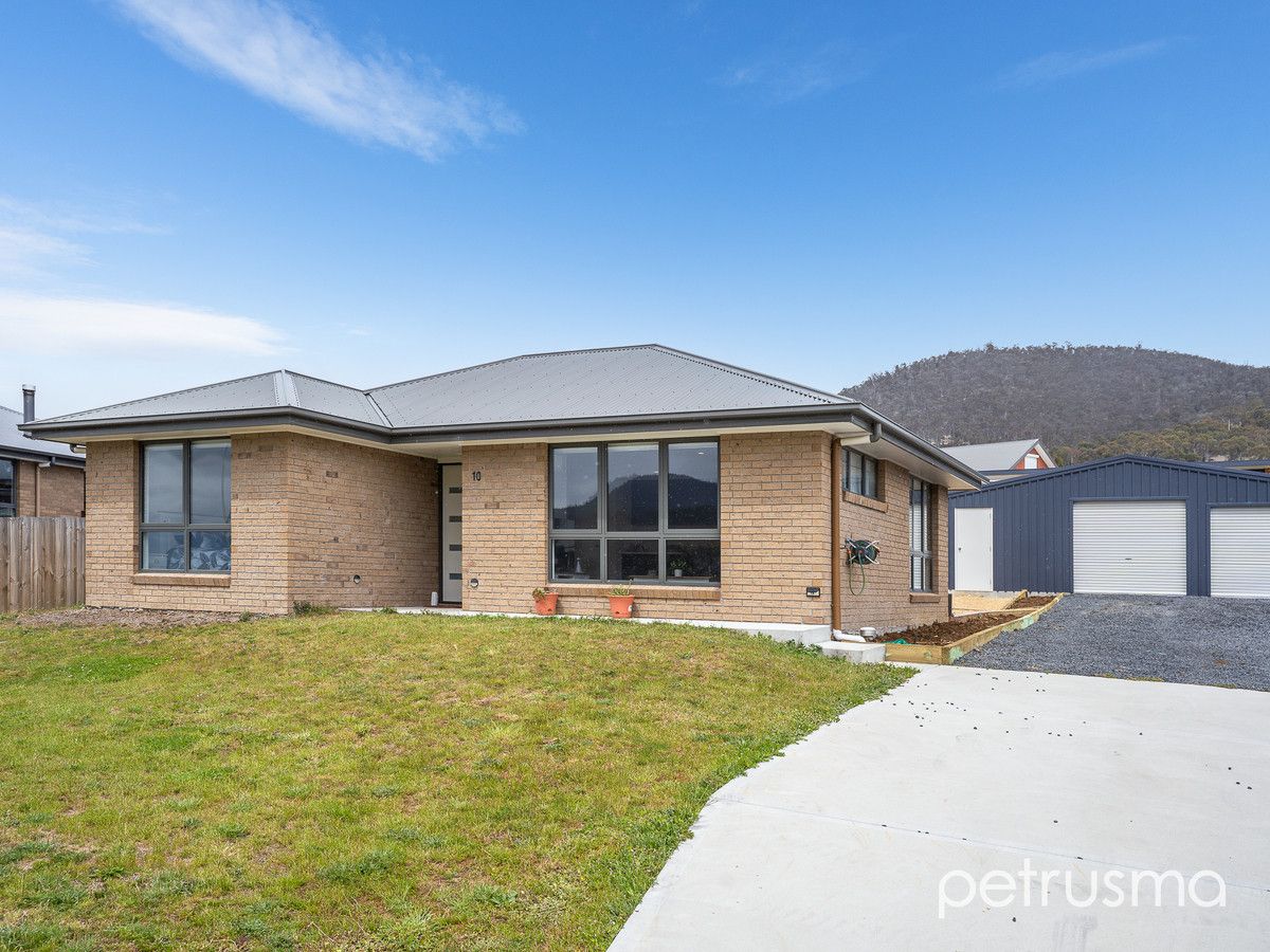 10 Barnes Court, New Norfolk TAS 7140, Image 0