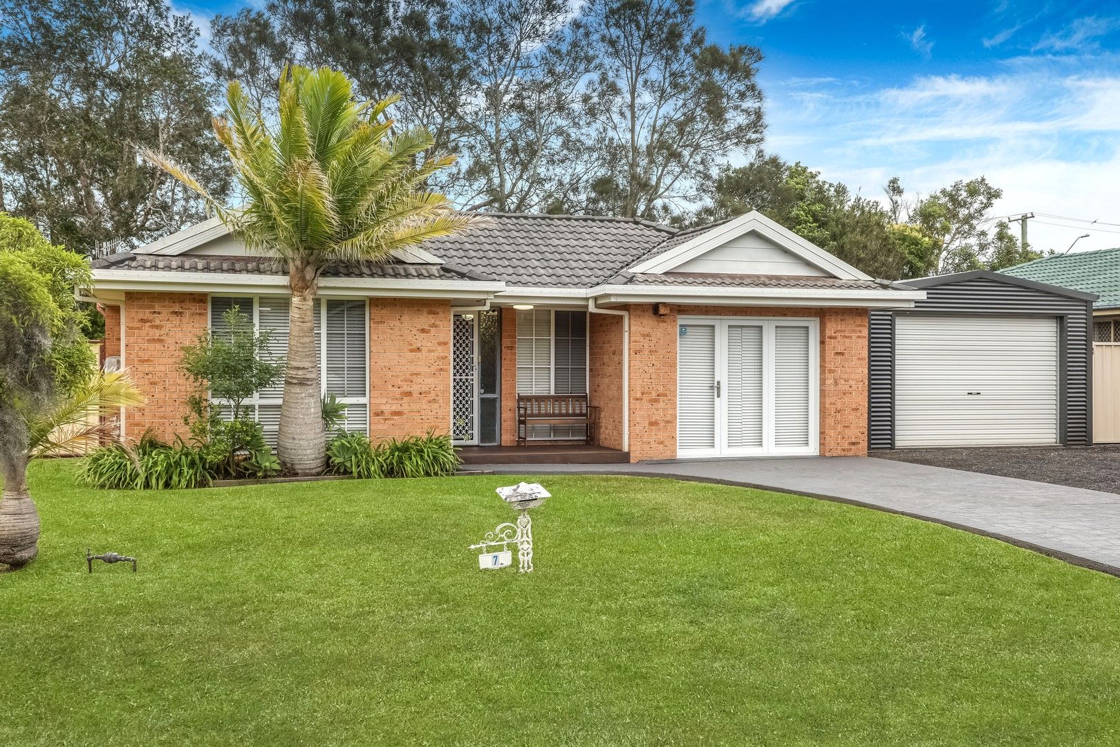 7 Albatross Close, Forresters Beach NSW 2260, Image 0