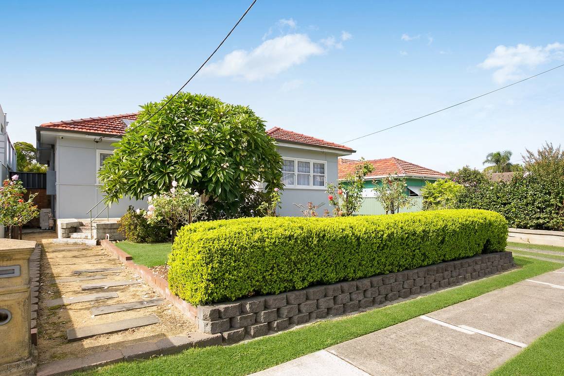 Picture of 7 Queen Street, REVESBY NSW 2212