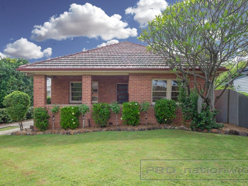 3 bedrooms House in 3 Edward Street LORN NSW, 2320