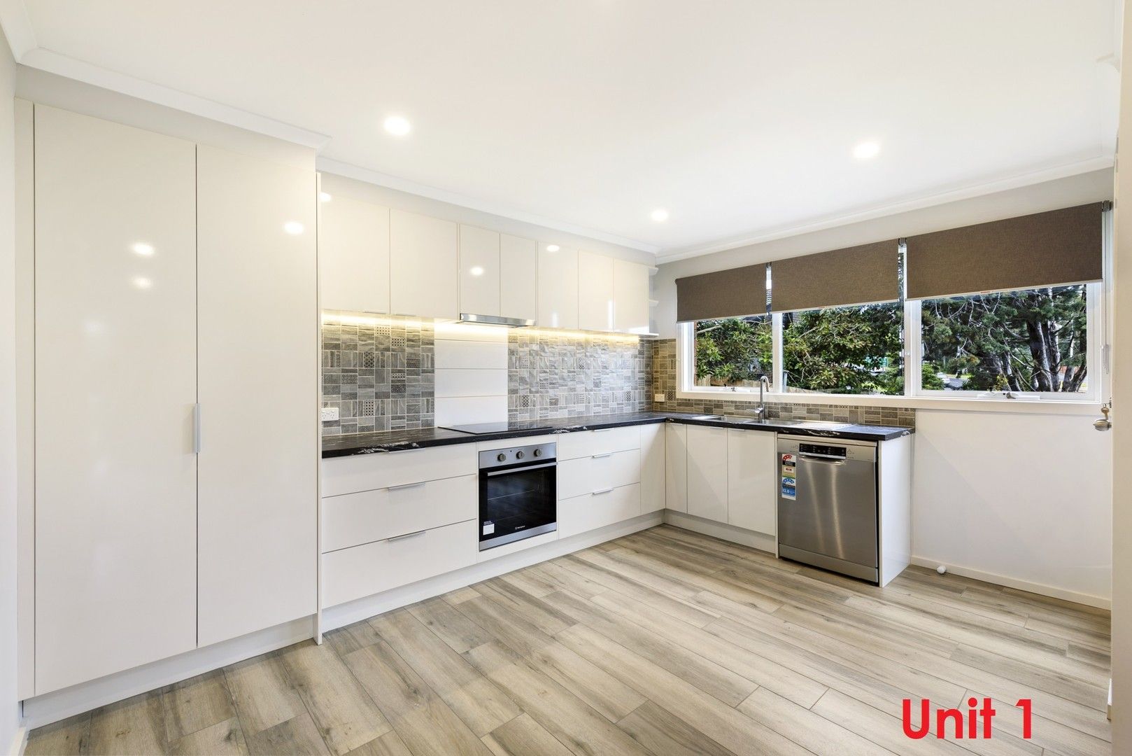 2 bedrooms Apartment / Unit / Flat in 1/57-59 Frankston - Flinders Rd Service Rd FRANKSTON VIC, 3199