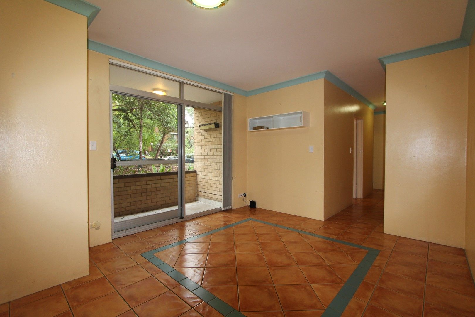 2 bedrooms Apartment / Unit / Flat in 1/10 Lachlan Avenue MACQUARIE PARK NSW, 2113